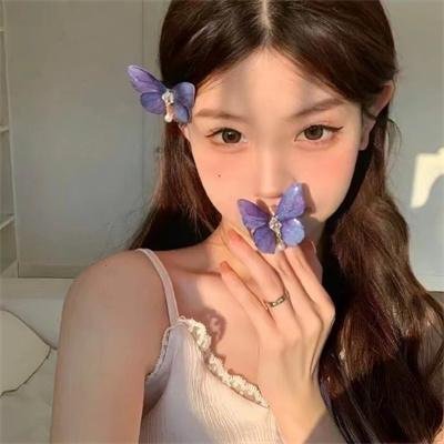白色的女人